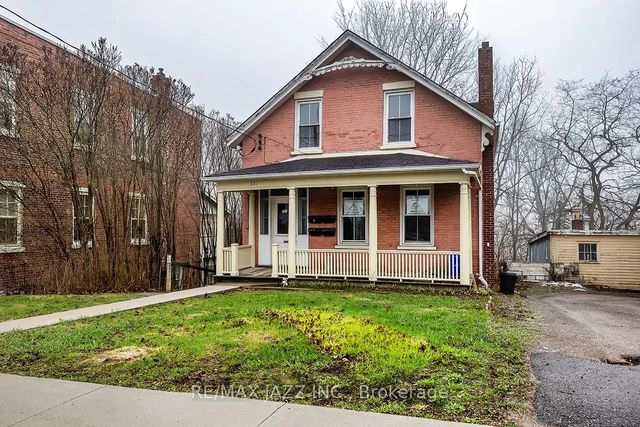 221 Walton Street, Port Hope