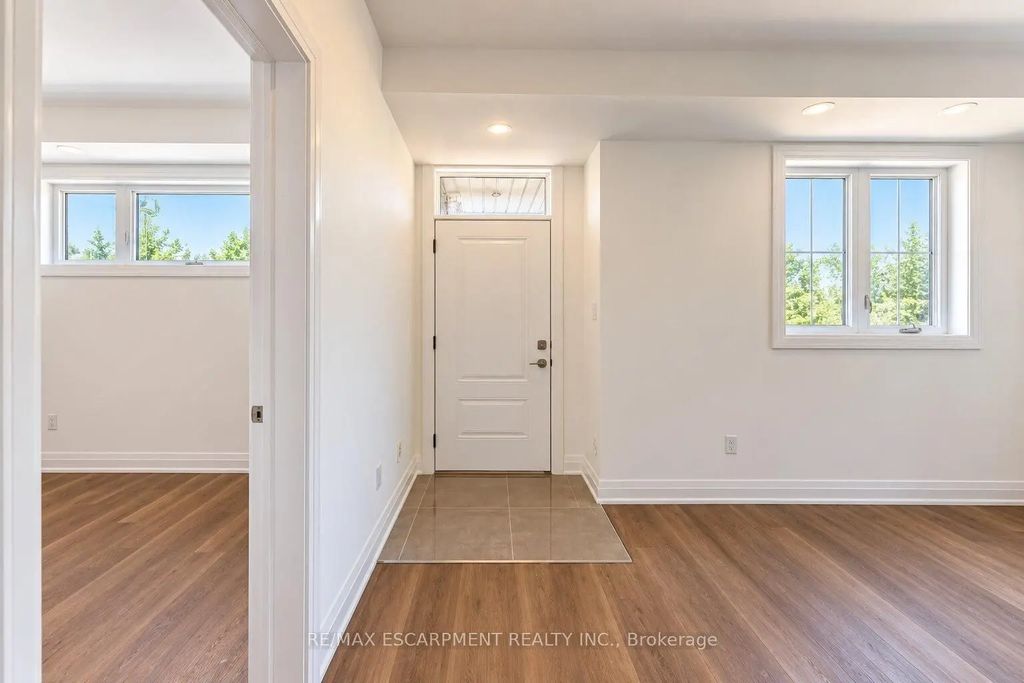 86 Poulette Street 1, Hamilton