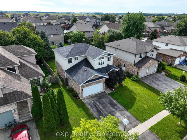 29 Maple Street, Mapleton