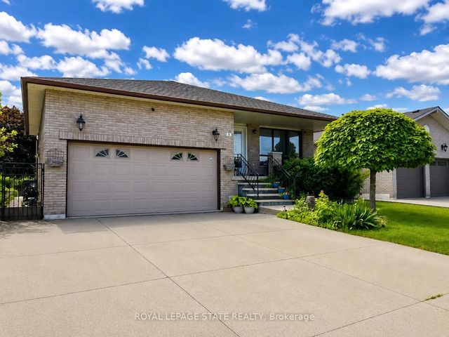 15 Ellen Avenue, Hamilton