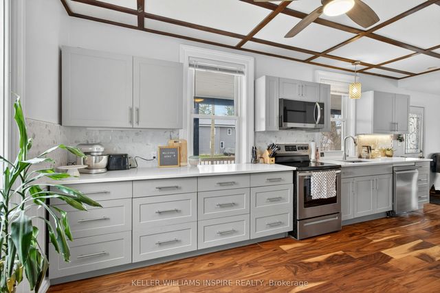 22 Concession Street W, Westport