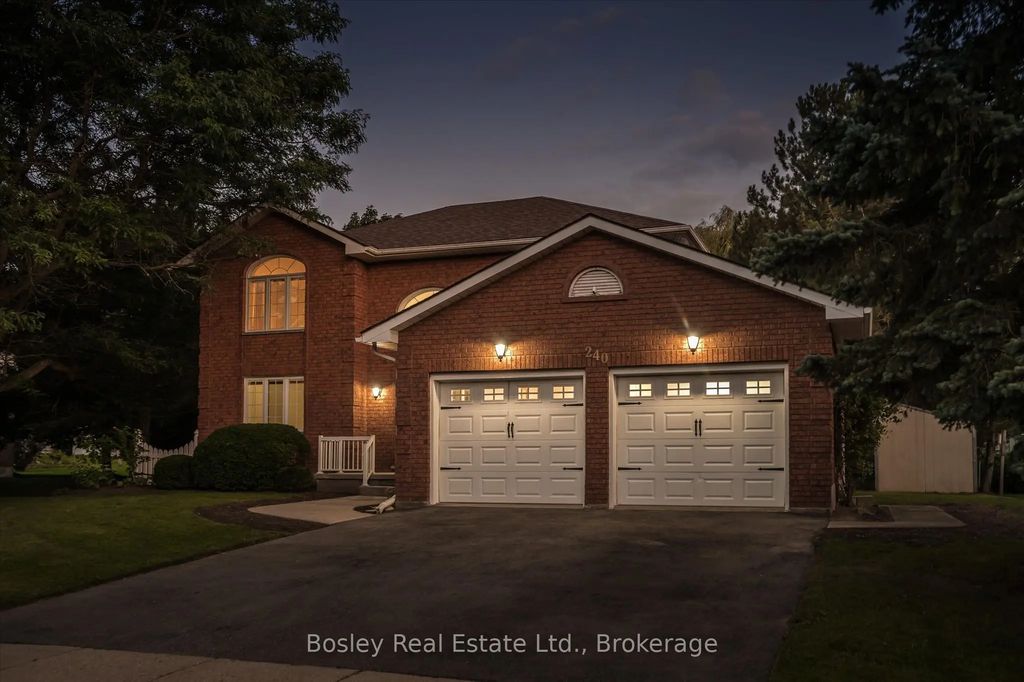 240 St Ann Avenue, Wilmot