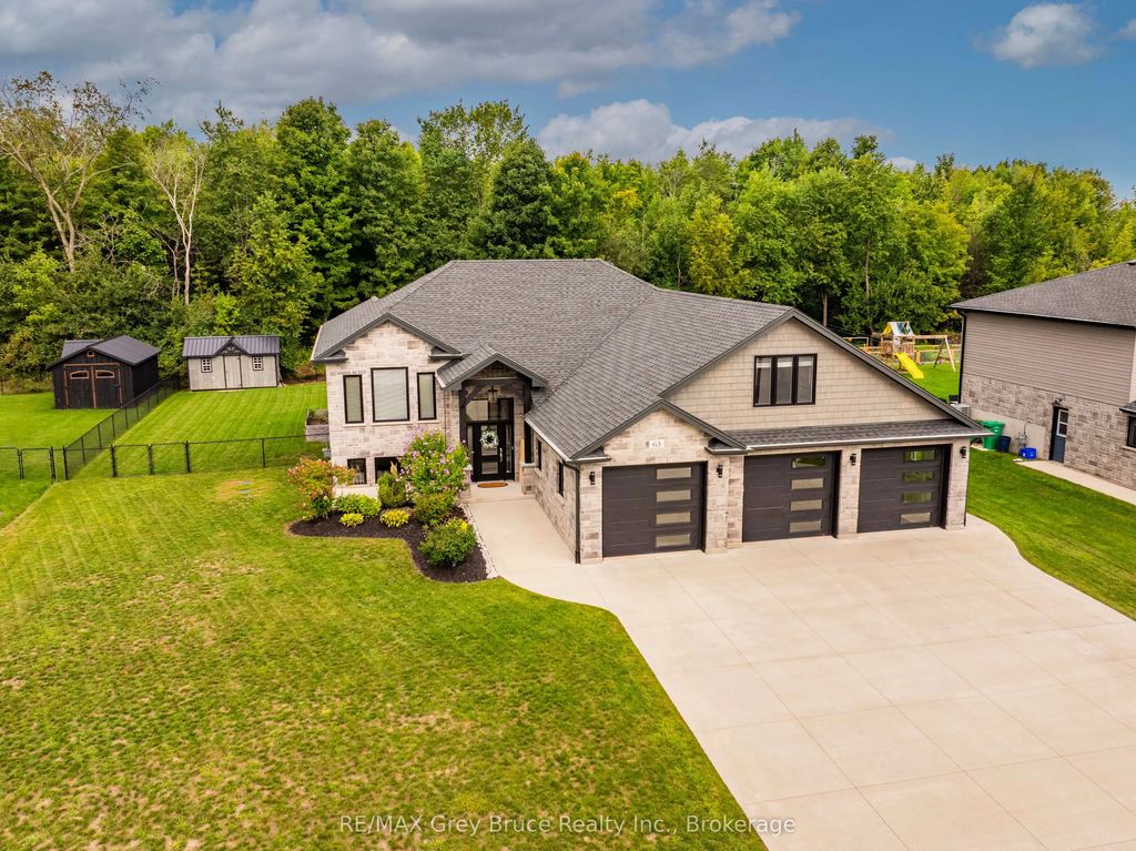 63 Howe Drive, Georgian Bluffs