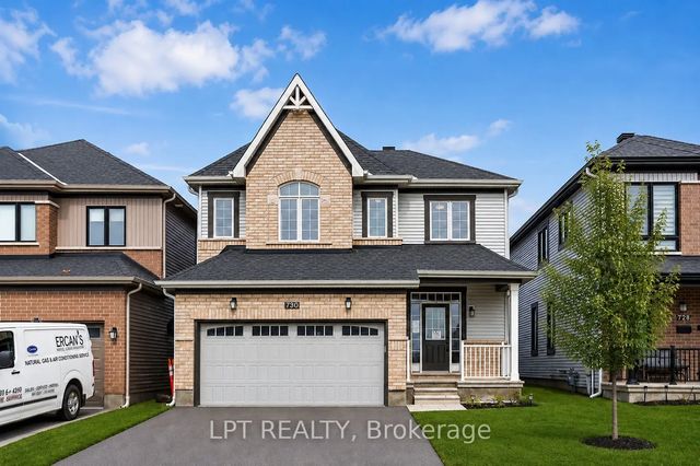 730 Perseus Avenue, Barrhaven
