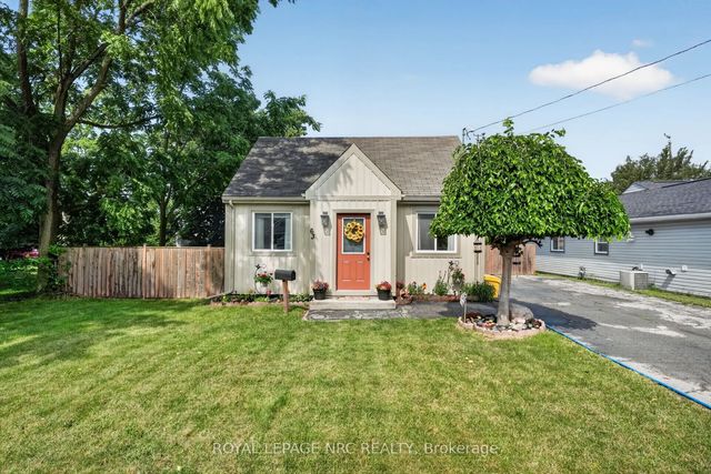 63 Oakwood Street, Port Colborne