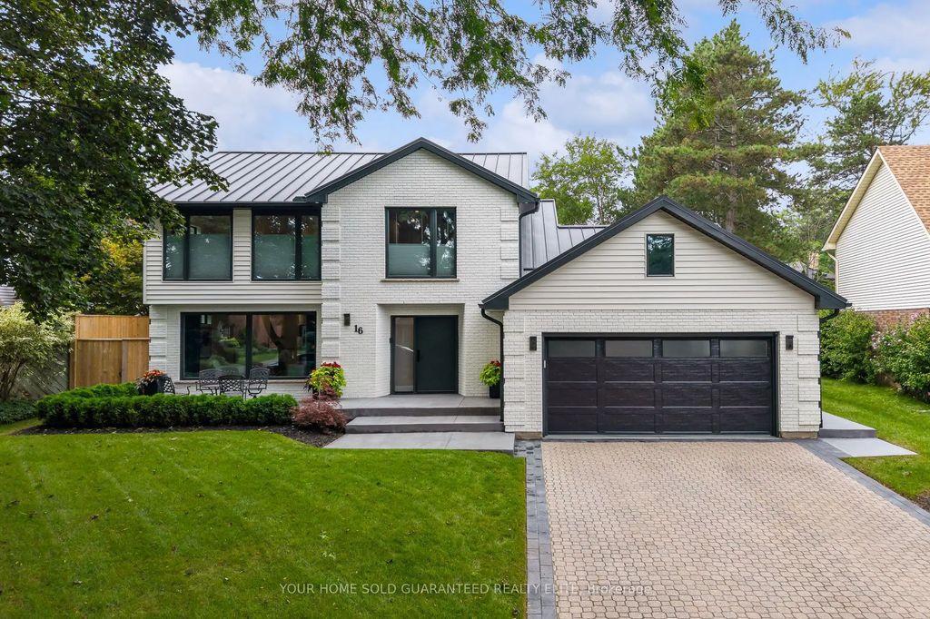 16 Whitehall Gate, Pelham