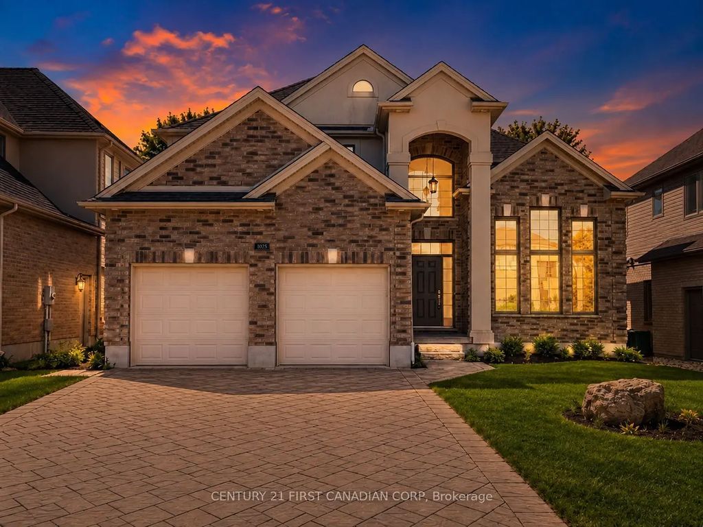 1025 Gleneagle Trail, London North