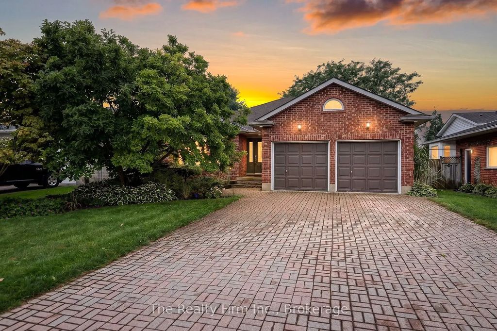 55 Mason Drive, Ingersoll