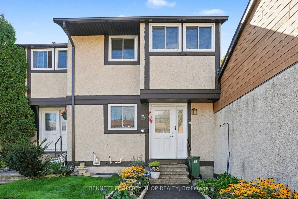 3411 Paul Anka Drive 39, Hunt Club - Windsor Park Village and Area