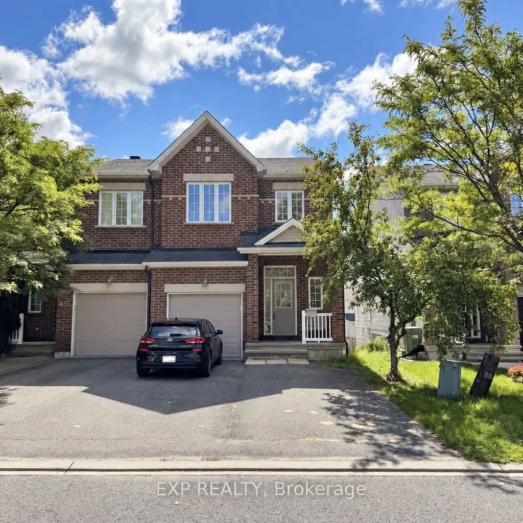 448 Foxhall Way, Kanata
