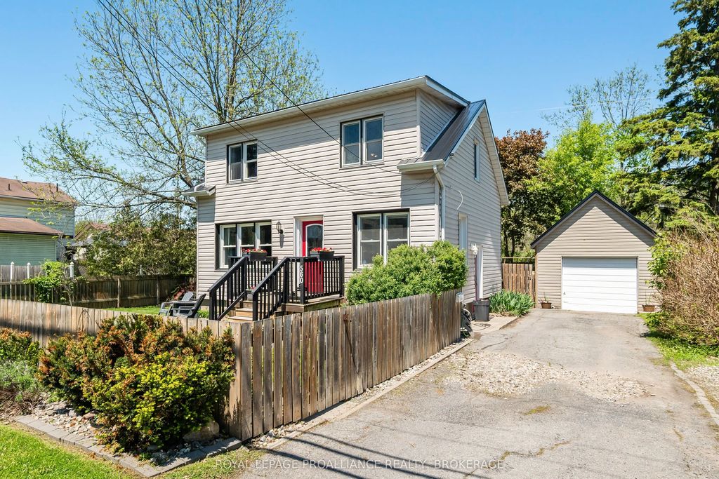 560 King Street W, Gananoque