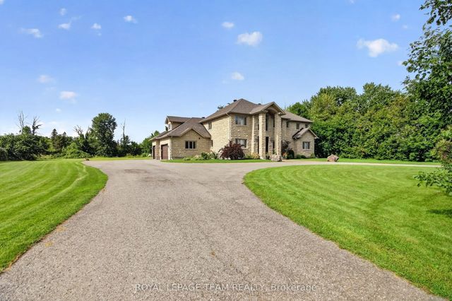 1425 Balmoral Drive, Blossom Park - Airport and Area