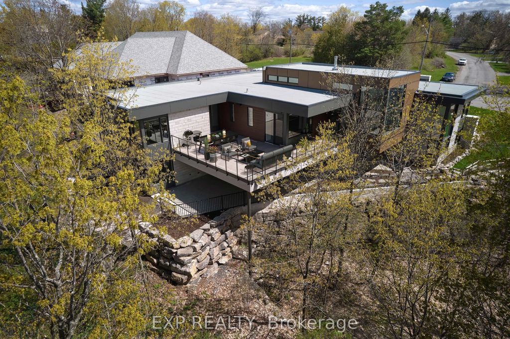 32 Clovelly Road, Beacon Hill North - South and Area