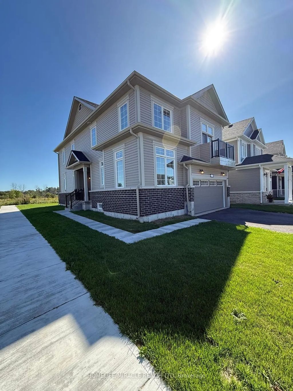 128 Oakmont Drive, Loyalist