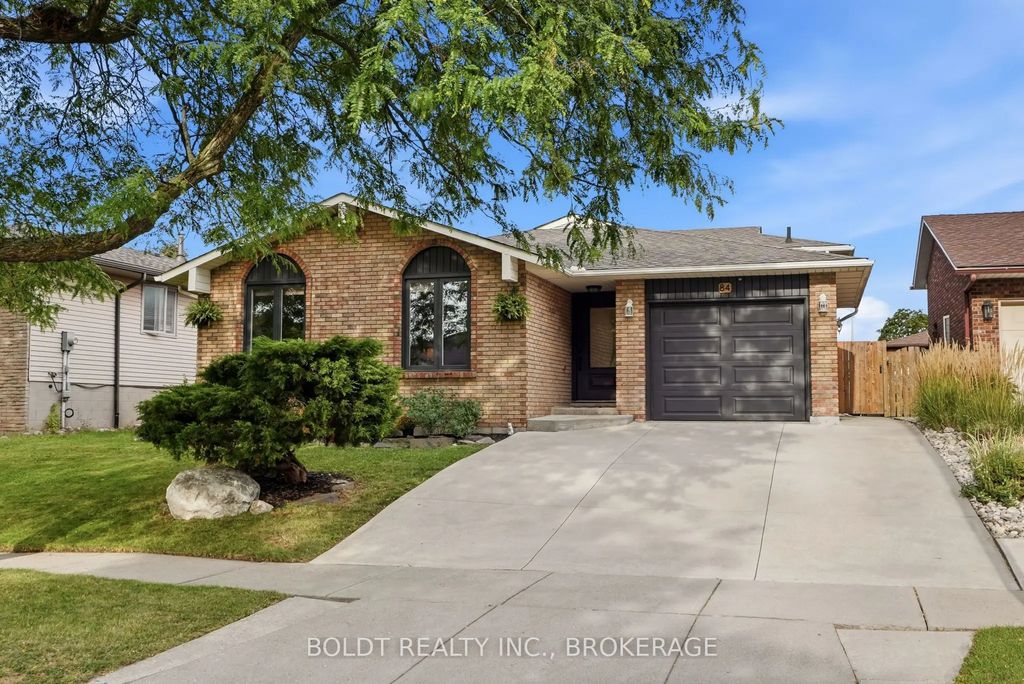 84 Allanbrook Street, Hamilton