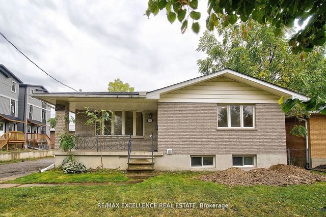 1595 Borden Street Upper, London East