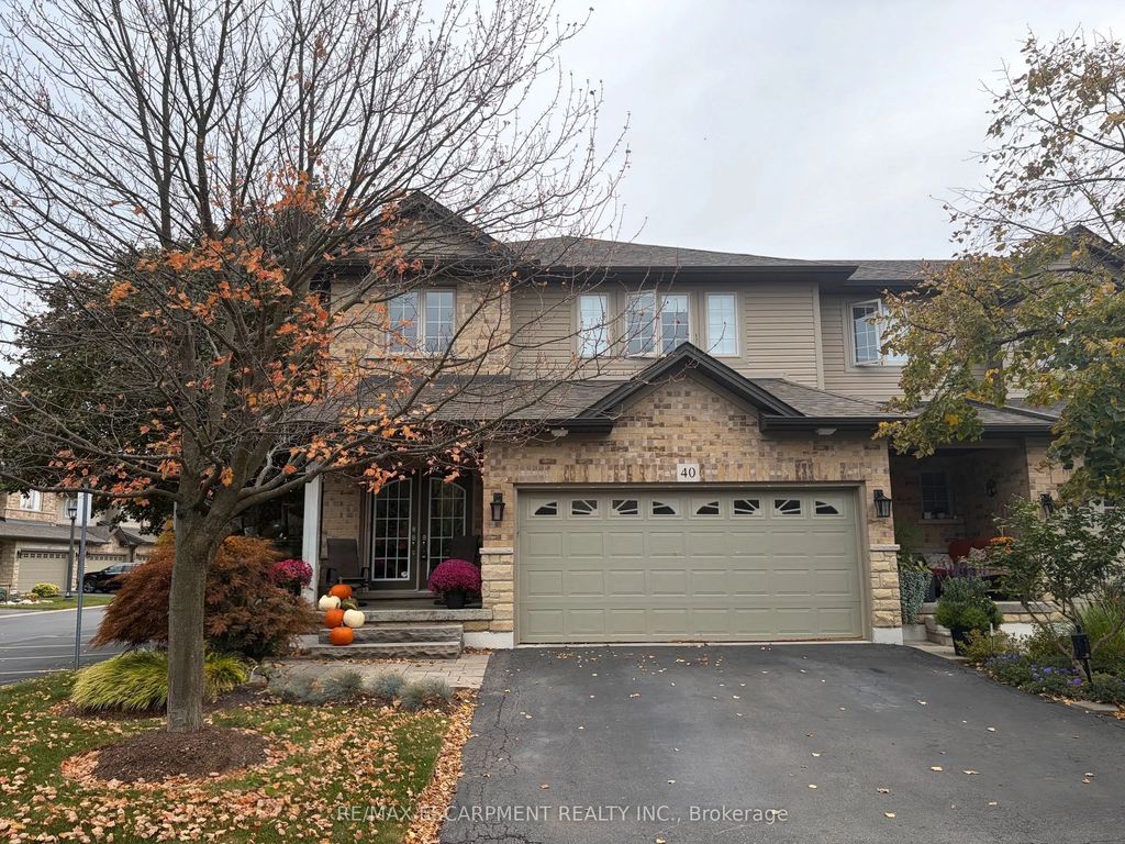 441 Stonehenge Drive 40, Hamilton