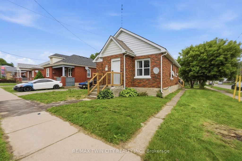 249 Clarence Street, Brantford