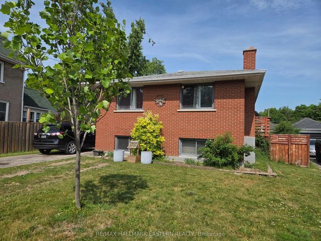 618 Donegal Street, Peterborough