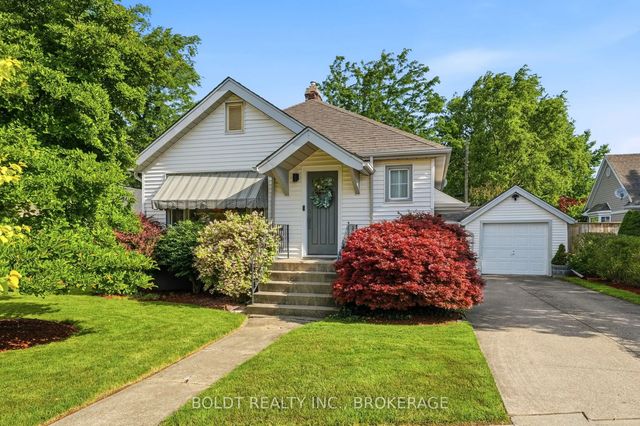 9 Woodgate Avenue, St. Catharines