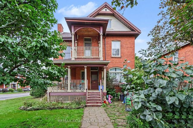 10 Glen Avenue, Smiths Falls