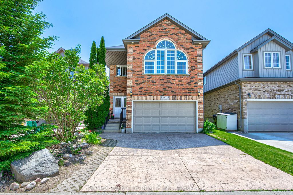 87 Steepleridge Street, Kitchener