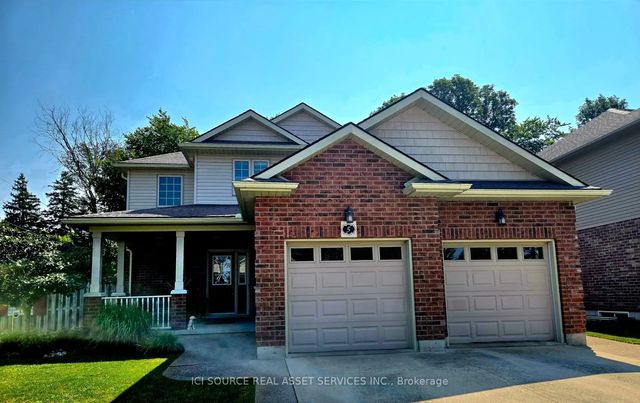 5 Fairfield Drive, Stratford