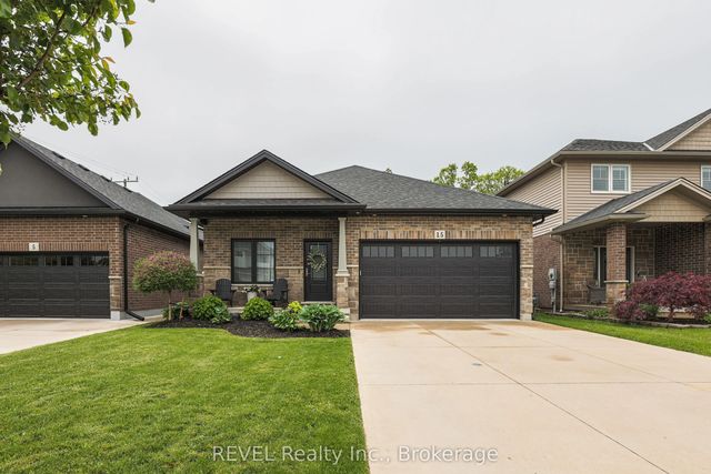 15 Willowbrook Drive, Welland