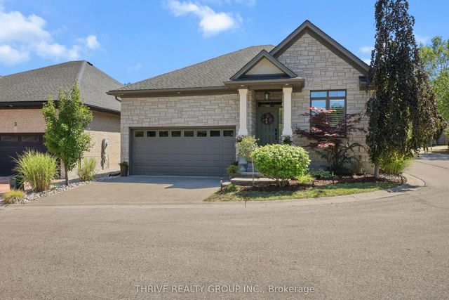 696 Commissioners Road 5, London South