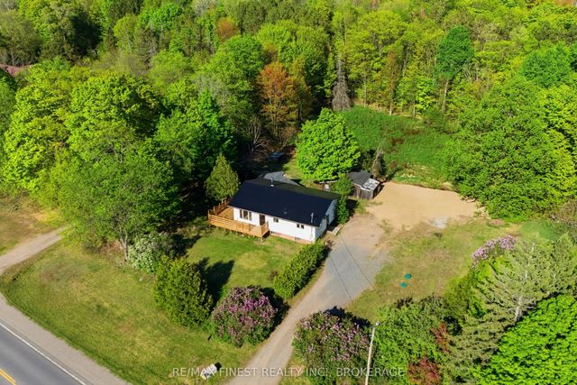 12452 Road 38 Road, Frontenac