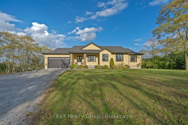 20858 Loyalist Parkway, Prince Edward County