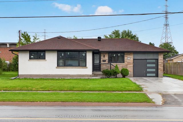 216 Wellington Street, Welland