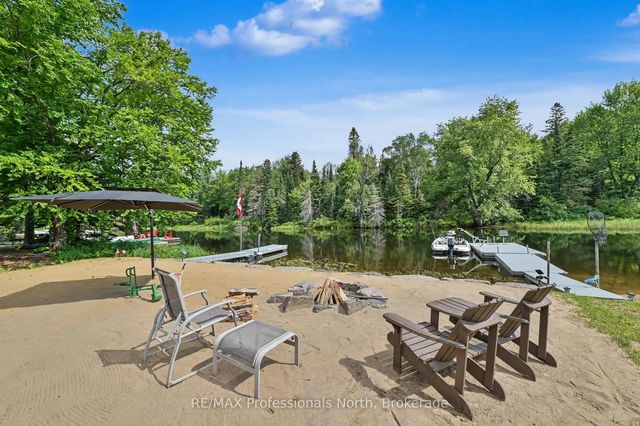 1034 Ablett Court, Algonquin Highlands