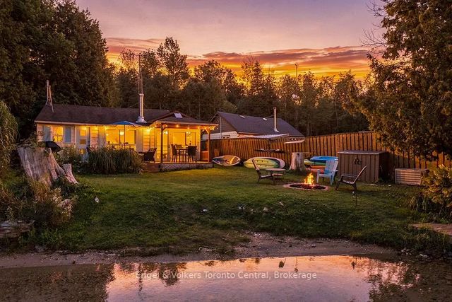 109 Lakeview Road, Chatsworth
