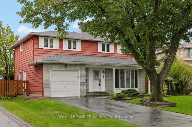 7 Centrepark Drive, Blackburn Hamlet