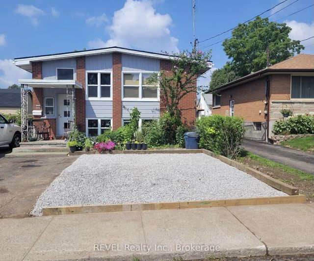 4591 Homewood Avenue, Niagara Falls