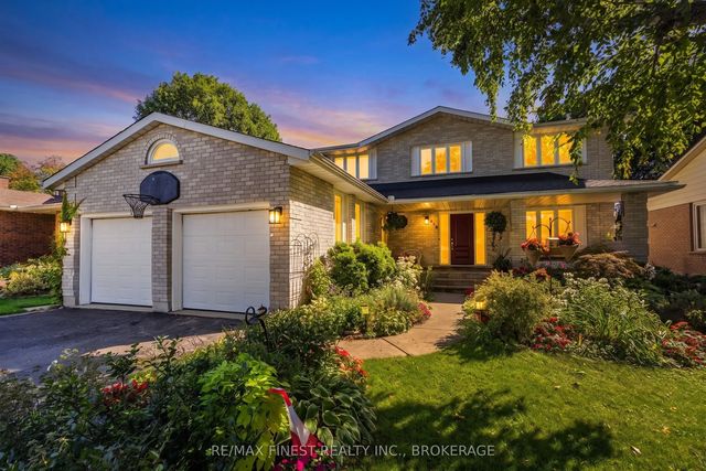 844 Purcell Crescent, Kingston