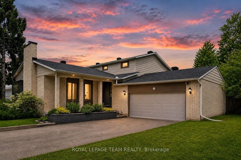 61 Amberwood Crescent, Country Place - Pineglen - Crestview and Area