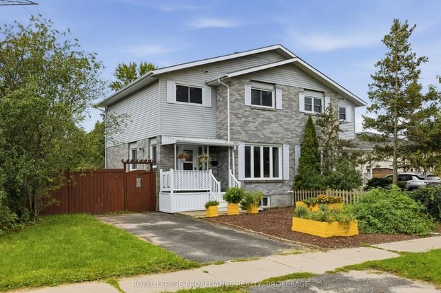 690 Davis Drive, Kingston