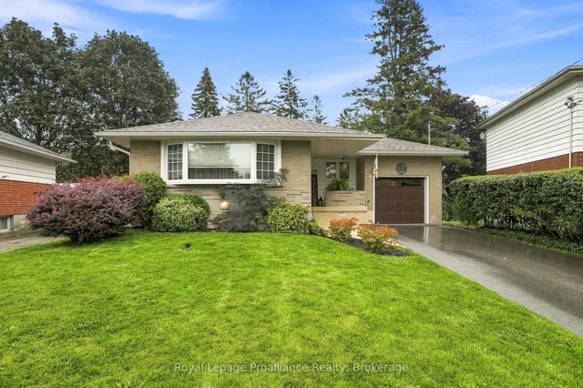 130 Hastings Drive, Belleville