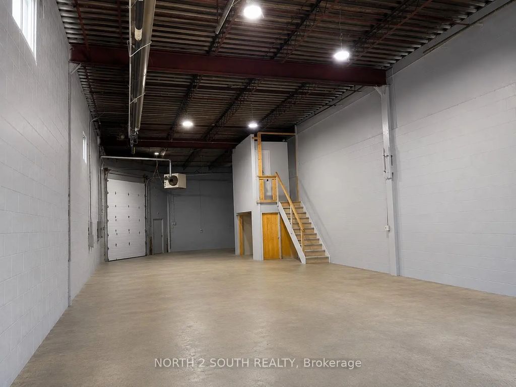 200 Arvin Avenue 196c, Hamilton