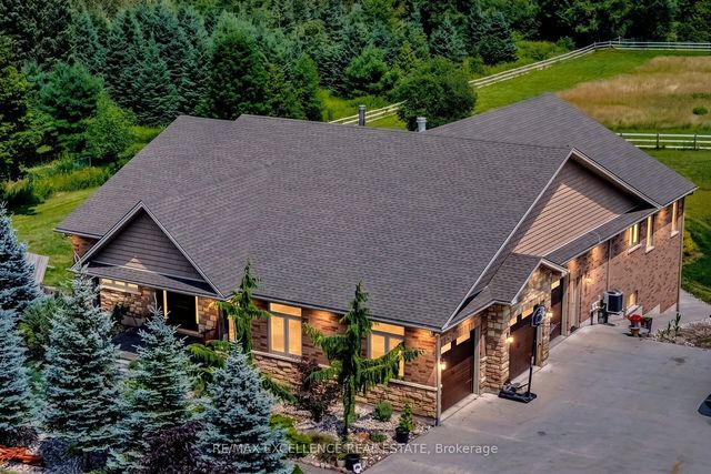 5593 Trafalgar Road, Erin