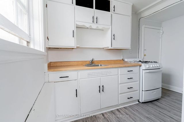 645 Hamilton Road 6, London East