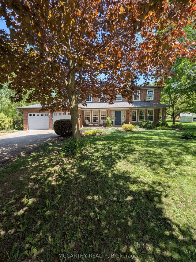 11 Lynda Avenue, Mono