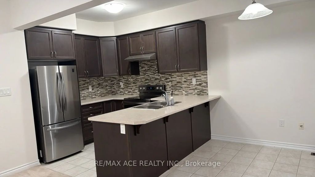 103 Flagg Avenue, Brant