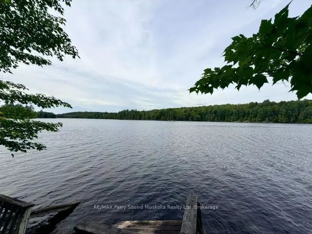 220 East Whalley Lake Road E, Magnetawan