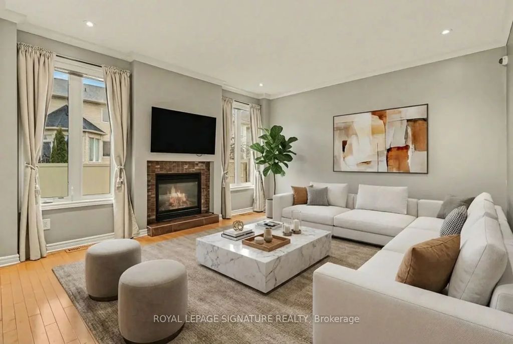 129 Tapestry Drive, Barrhaven