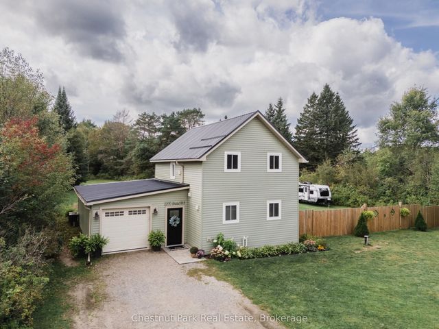 2200 Stisted Road S, McMurrich/Monteith