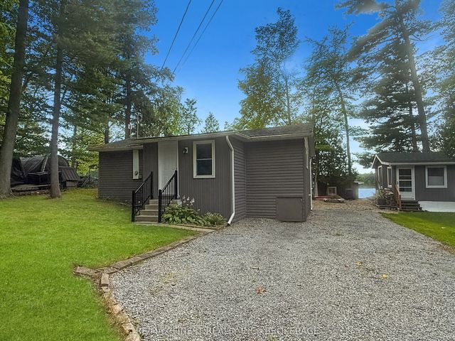 1219 Hidden Valley Lane, Frontenac