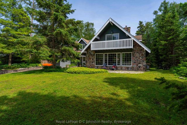 471 Eckford Avenue, Saugeen Shores